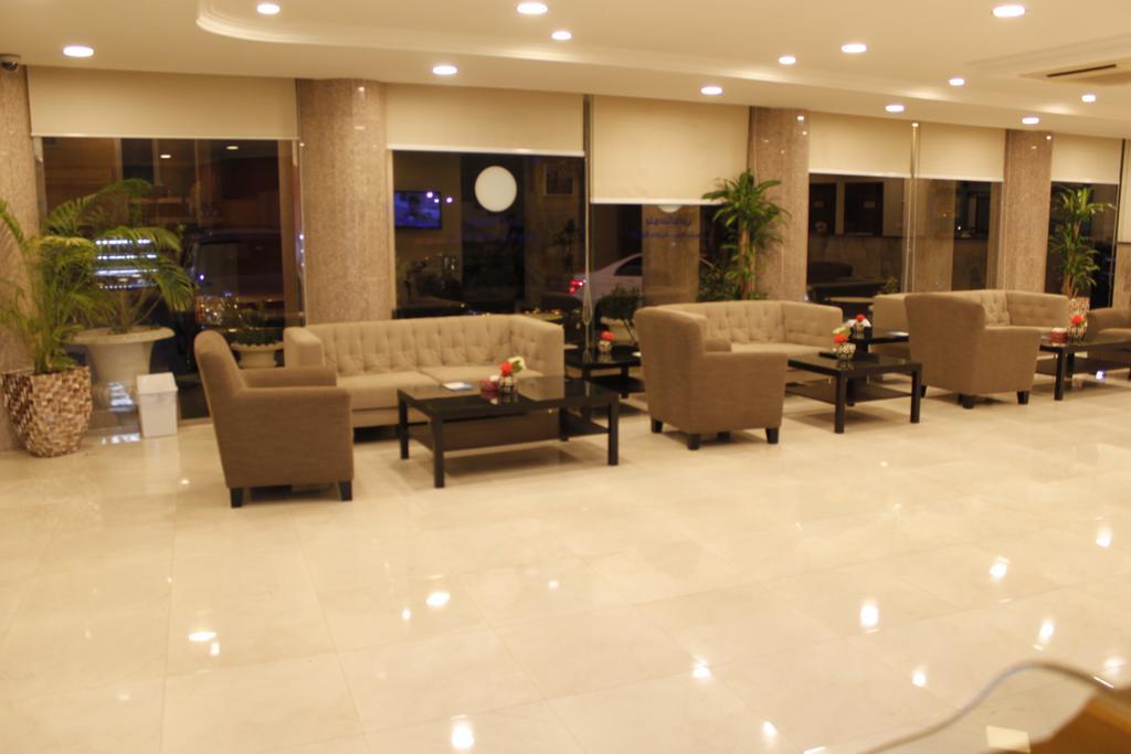 אל חובר Plaza Home חדר תמונה