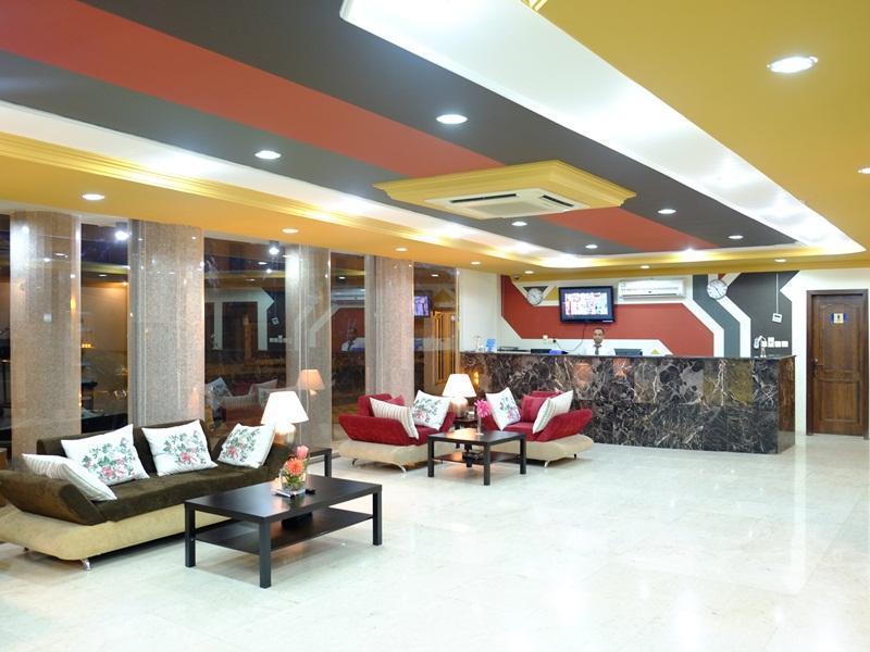 אל חובר Plaza Home מראה חיצוני תמונה